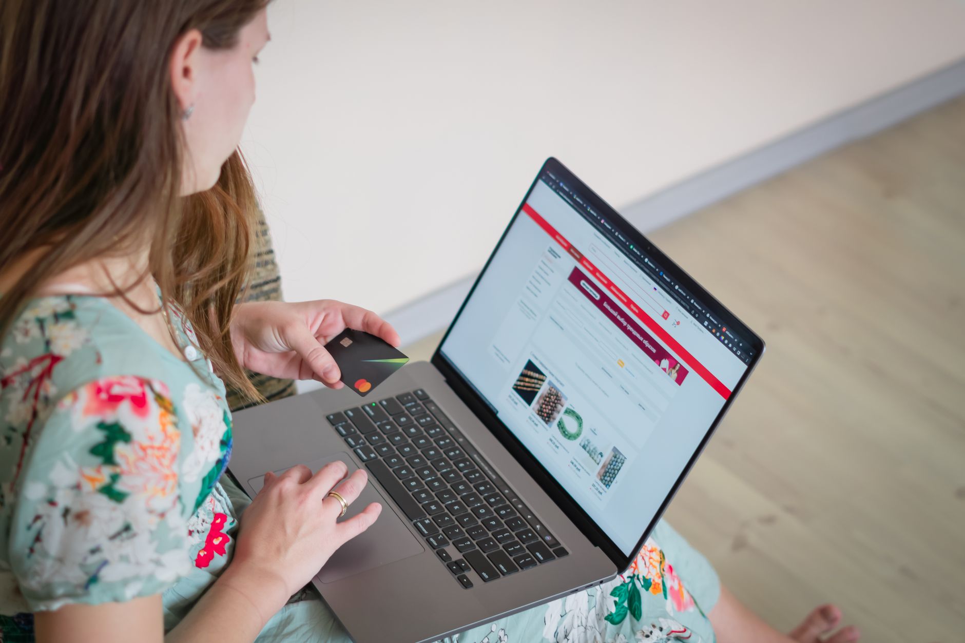 How Rakuten Works: A Plain-English Guide to Getting Cash Back