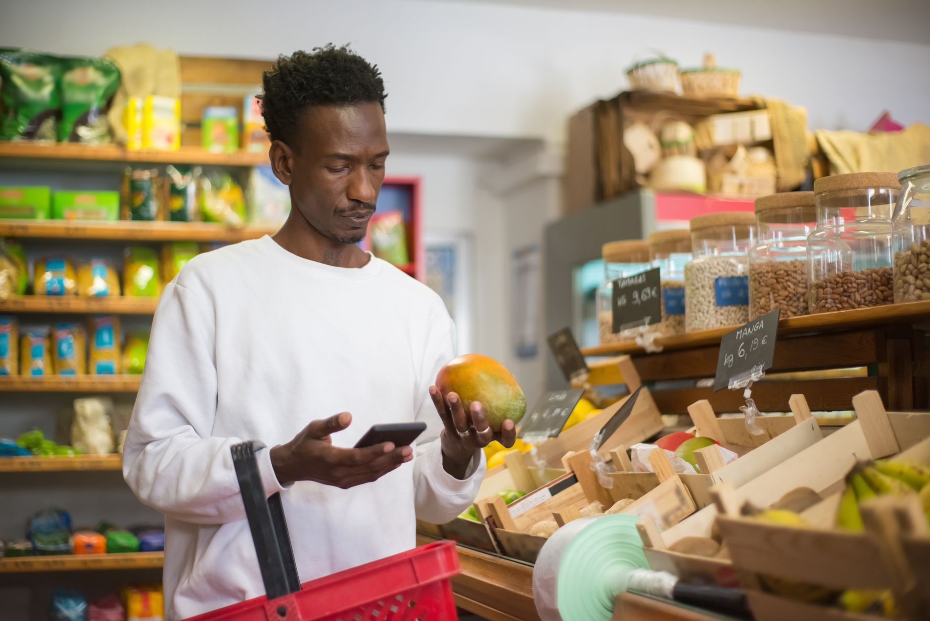 Ibotta vs. Fetch: Which Receipt App Pays You More?